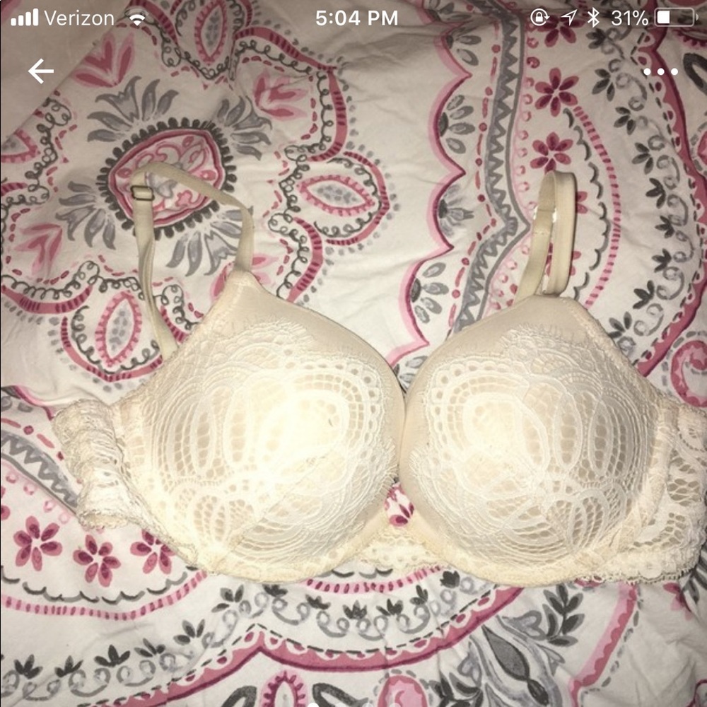 Push-up bra